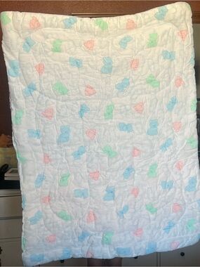 Vtg Cuddle Time Baby Blanket White Puffed Quilted Sleeping Teddy Bear on Clouds